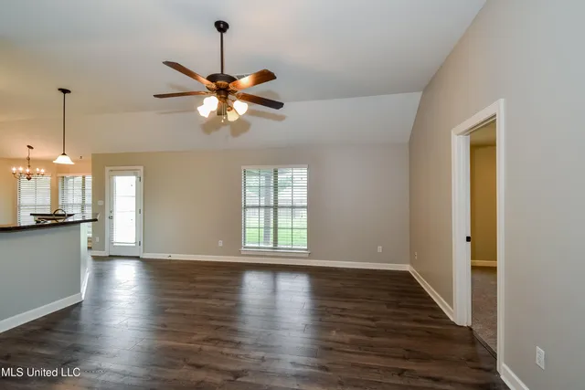 $1,800 | 8286 Willow Drive, Southaven, MS 38671