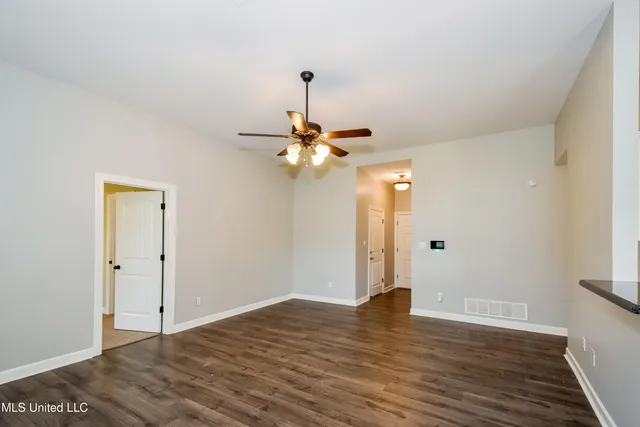 $1,800 | 8286 Willow Drive, Southaven, MS 38671