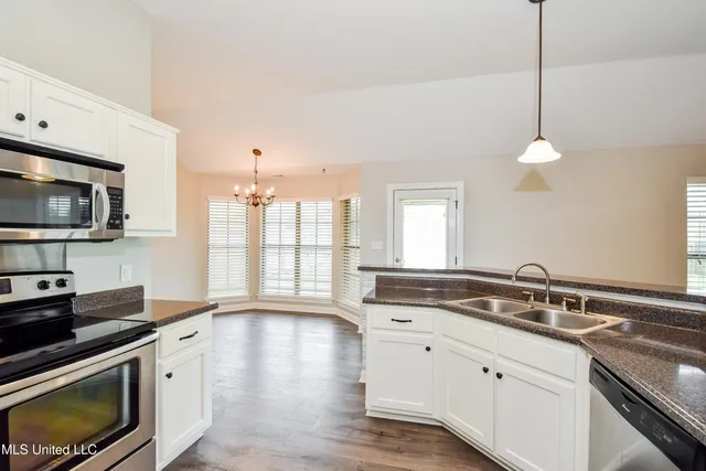 $1,800 | 8286 Willow Drive, Southaven, MS 38671