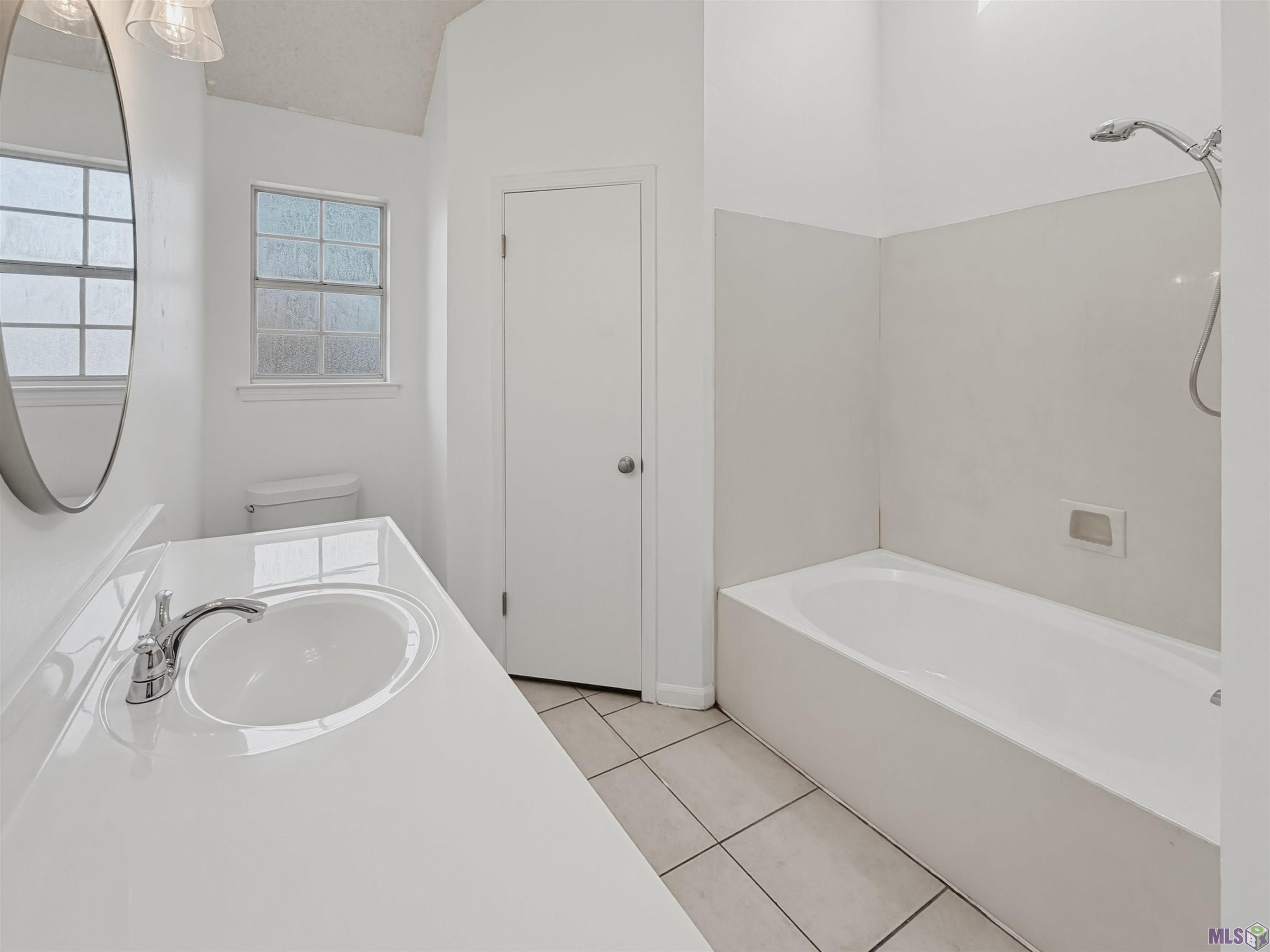 652 John Henry Drive Baton Rouge, LA 70820 - Photo 7 of 11