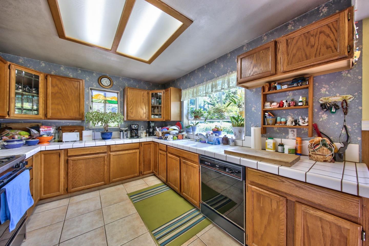 50 Paradise Road Salinas, CA 93907 - Photo 10 of 22 Gallery Image 10