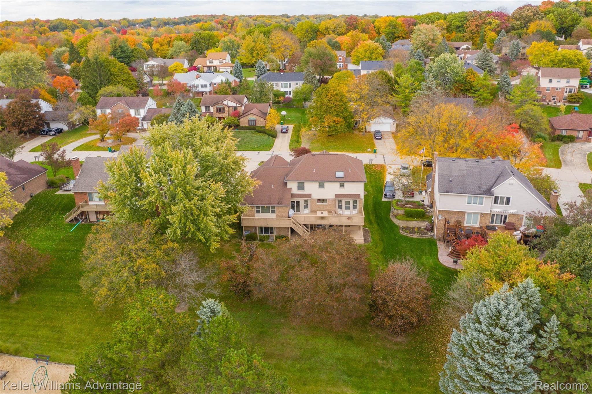 25325 Rutledge Crossing Farmington, MI 48335 - Photo 52 of 56 Amazing Active Neighborhood
