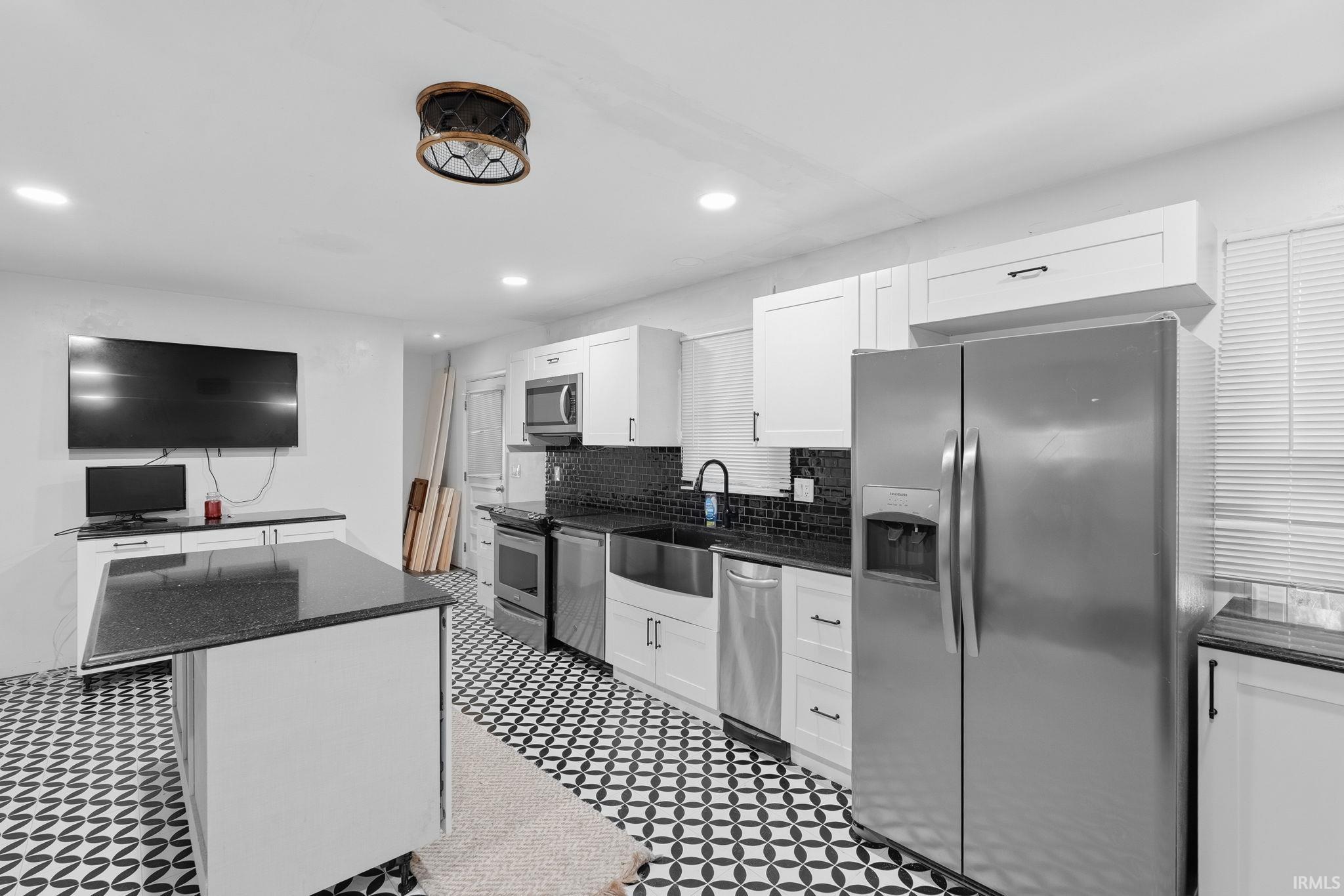 6900 Old State Road Evansville, IN 47710 - Photo 12 of 30