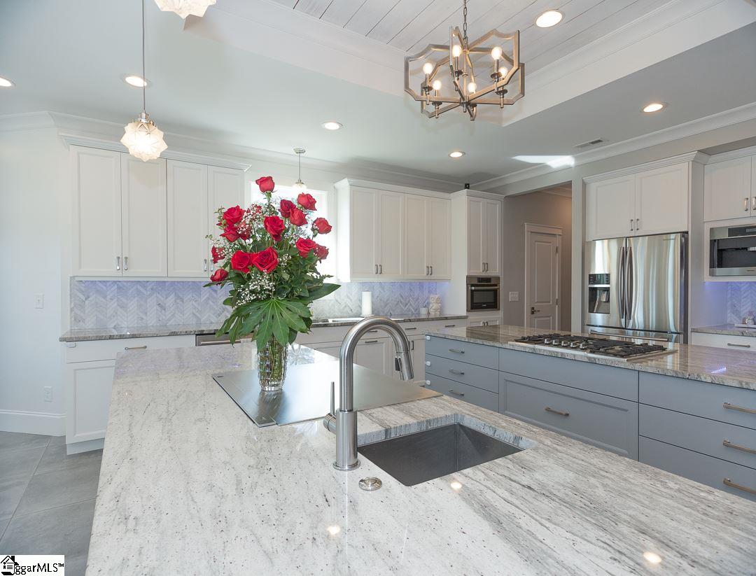 3424 Brown Road Greer, SC 29651 - Photo 6 of 35