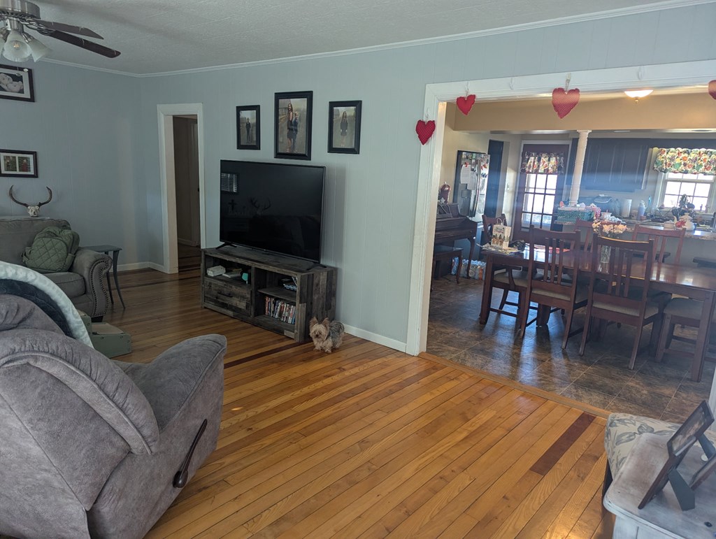 67 Lowell Street Murphy, NC 28906 - Photo 12 of 40