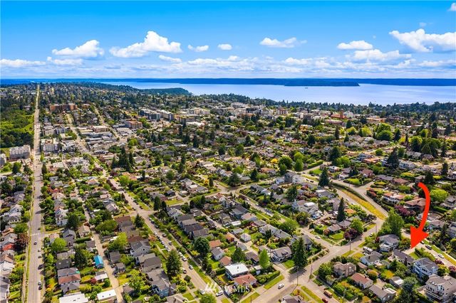 $917,500 | 3734 Belvidere Avenue Southwest, Seattle, WA 98126