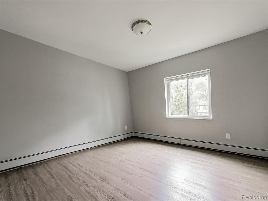 2153 Decker Road, Unit 6 Walled Lake, MI 48390 - Photo 7 of 17