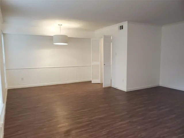 $2,245 | 361 North Post Oak Lane, Unit 131, Houston, TX 77024