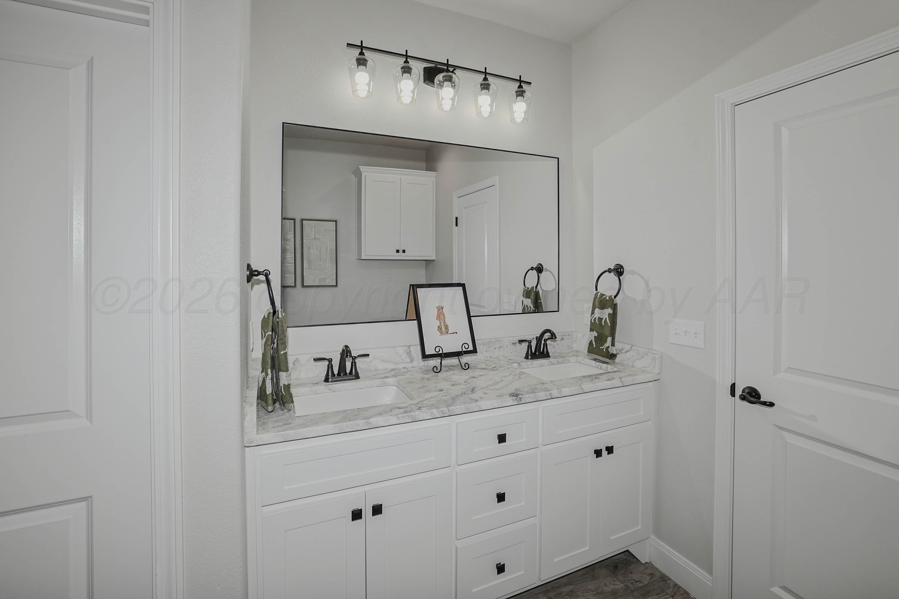 2804 Conner Drive Canyon, TX 79015 - Photo 12 of 30 Primary Bath Vanity