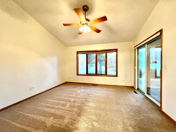 $319,500 | 1860 Cherry Street, Red Wing, MN 55066