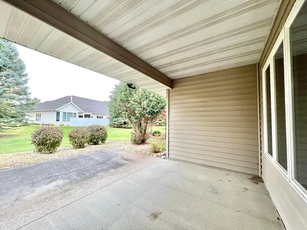 $319,500 | 1860 Cherry Street, Red Wing, MN 55066