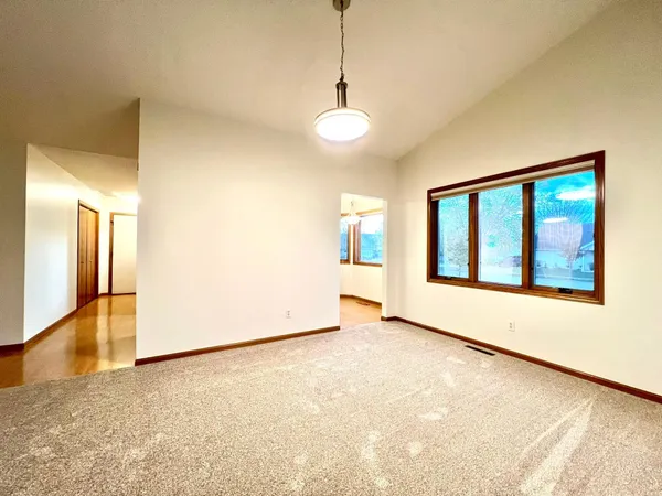 $319,500 | 1860 Cherry Street, Red Wing, MN 55066