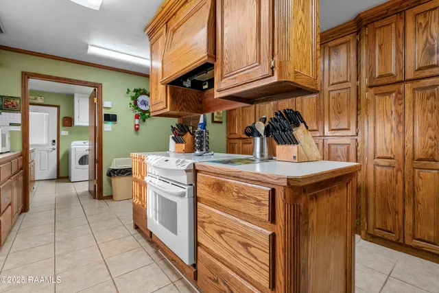 $330,000 | 6104 Highway 26, Jennings, LA 70546