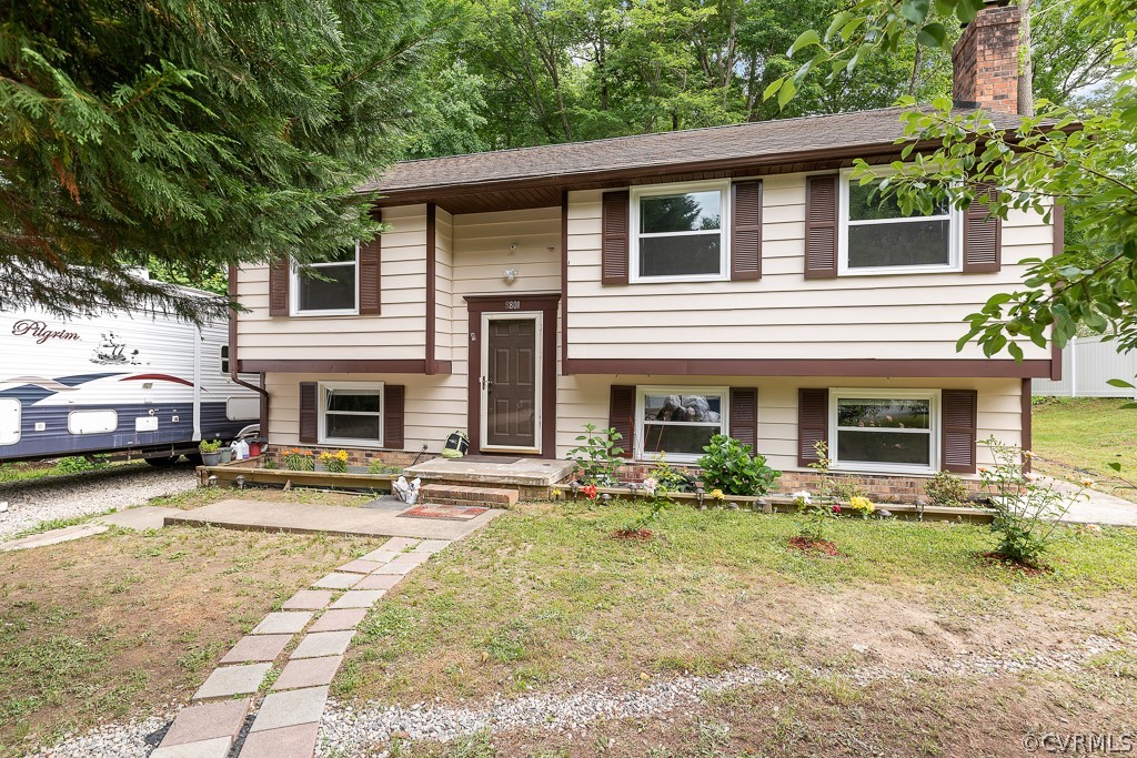 8801 Pepperidge Road North Chesterfield, VA 23236 - Photo 1 of 24 Welcome to 8801 Pepperidge Rd.