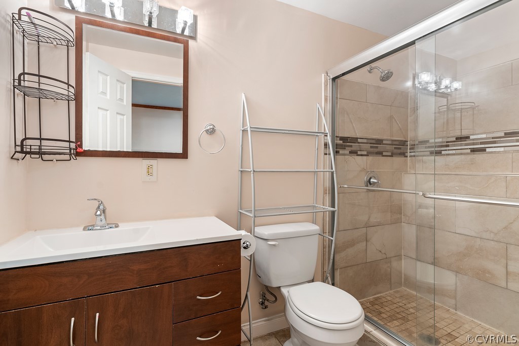 8801 Pepperidge Road North Chesterfield, VA 23236 - Photo 20 of 24 Lower level full bath