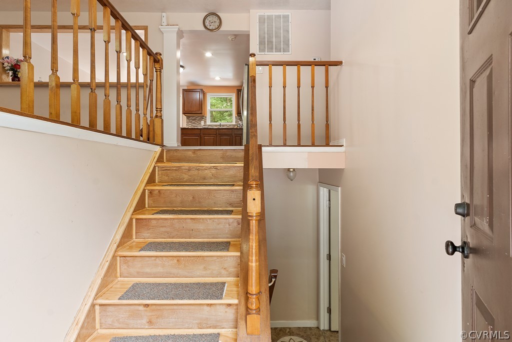 8801 Pepperidge Road North Chesterfield, VA 23236 - Photo 3 of 24 Gallery Image 3