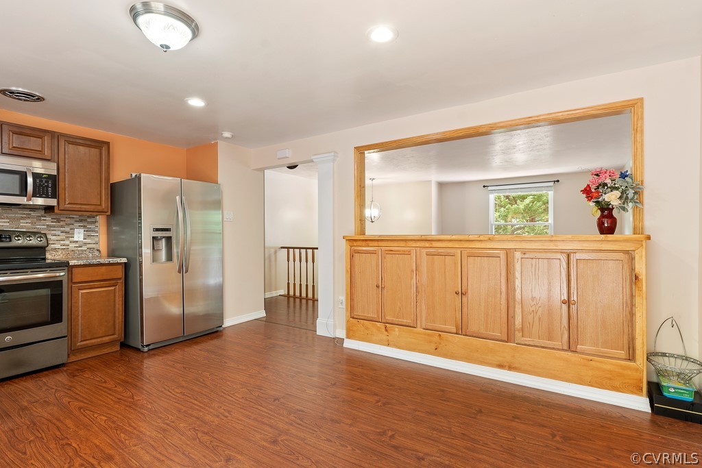 8801 Pepperidge Road North Chesterfield, VA 23236 - Photo 8 of 24 Plus a built-in with an overlooking into the famil