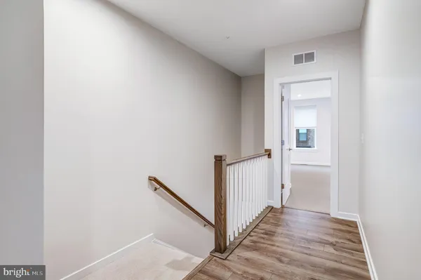 $549,900 | 44499 Wolfhound Square, Ashburn, VA 20147