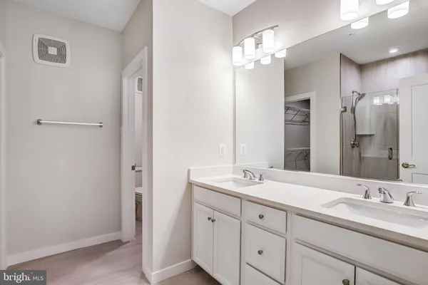 $549,900 | 44499 Wolfhound Square, Ashburn, VA 20147