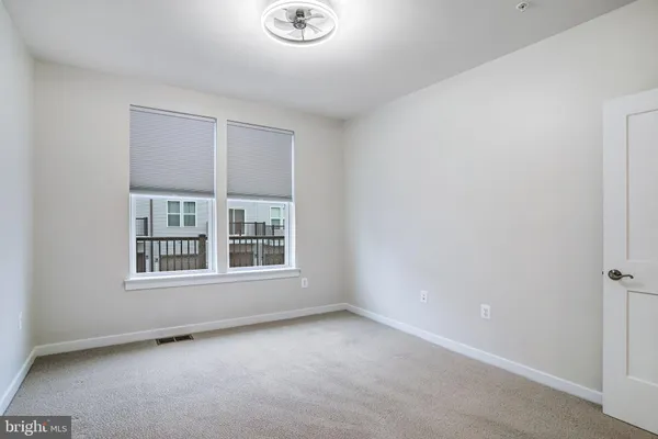 $549,900 | 44499 Wolfhound Square, Ashburn, VA 20147