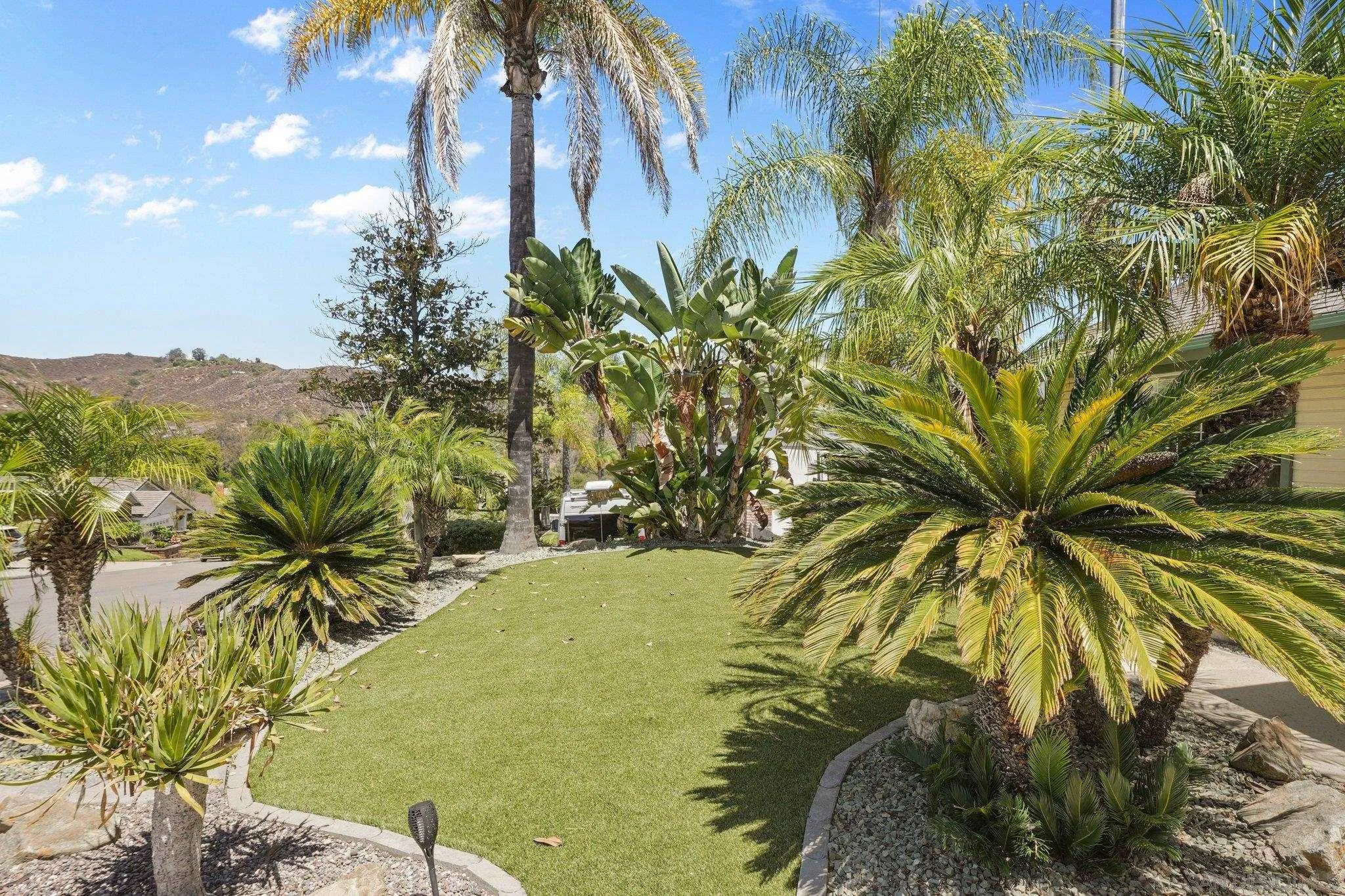 12651 Ridgeton Drive Lakeside, CA 92040 - Photo 4 of 32