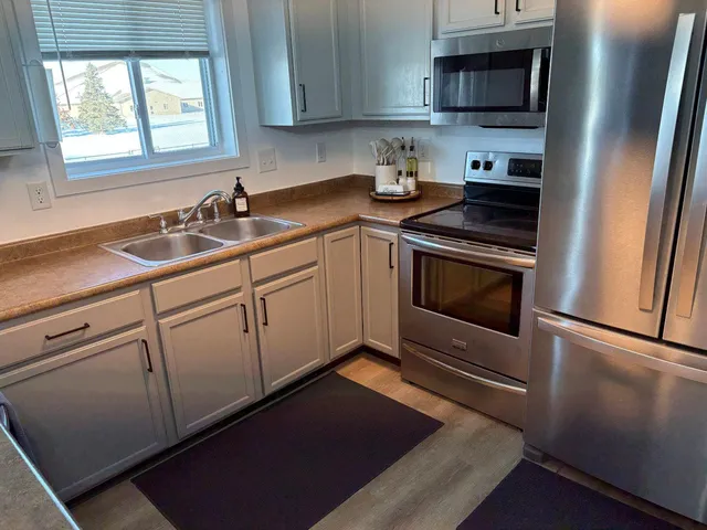 $308,900 | 3127 30th Street South, Moorhead, MN 56560