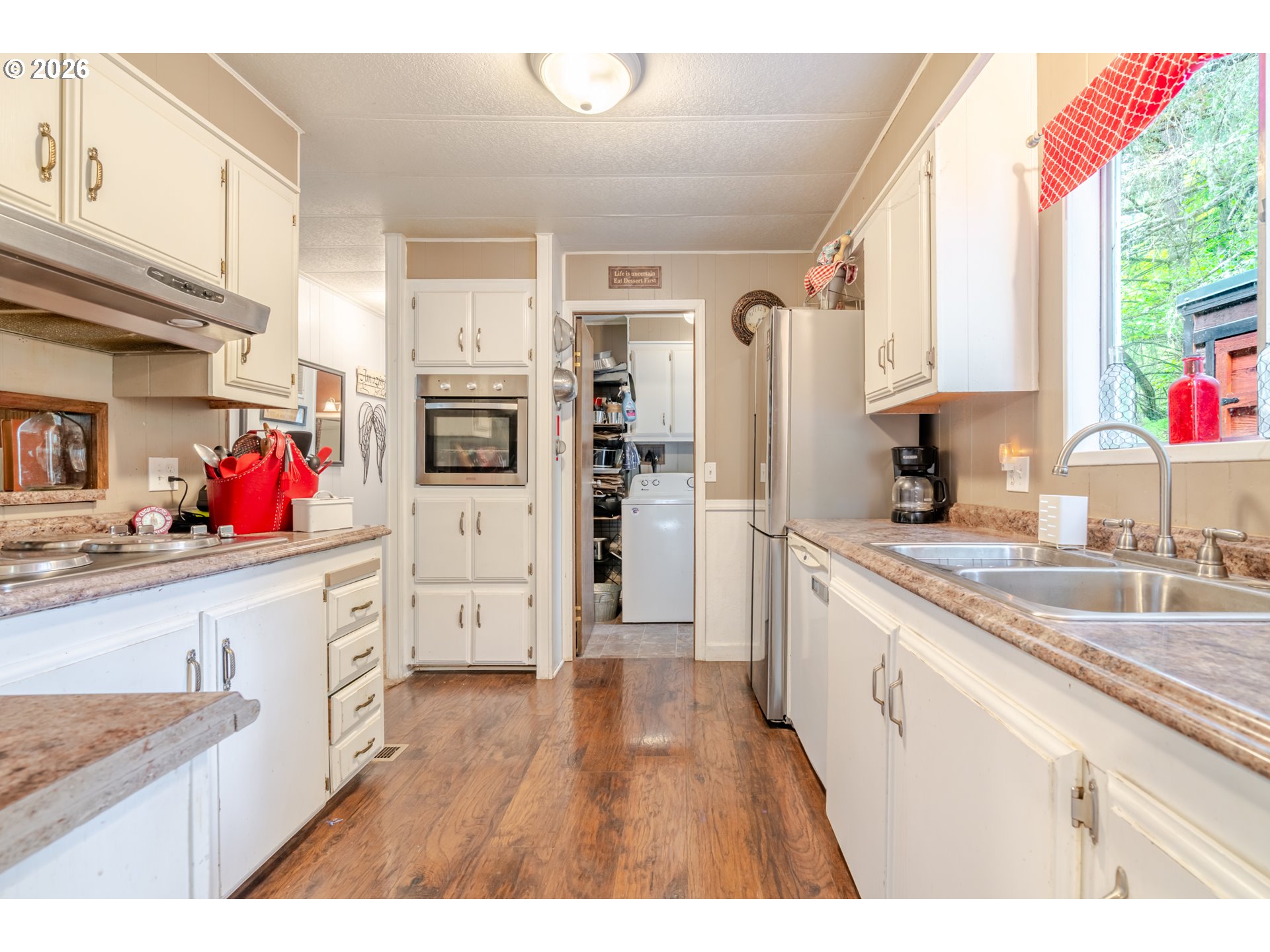 28011 Pine View Road Brownsville, OR 97327 - Photo 14 of 32