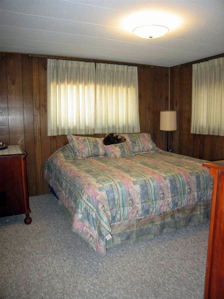 672 Lakewood Road Traverse City, MI 49685 - Photo 25 of 48 1832088-24.JPG