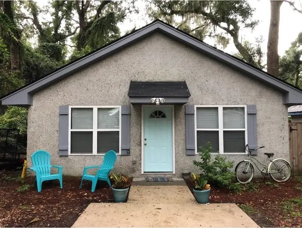 $1,800 | 323 Palm Street, St. Simons Island, GA 31522