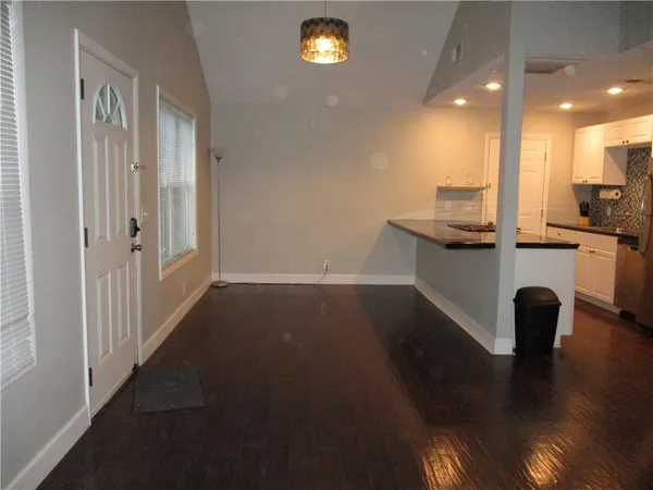 $1,800 | 323 Palm Street, St. Simons Island, GA 31522