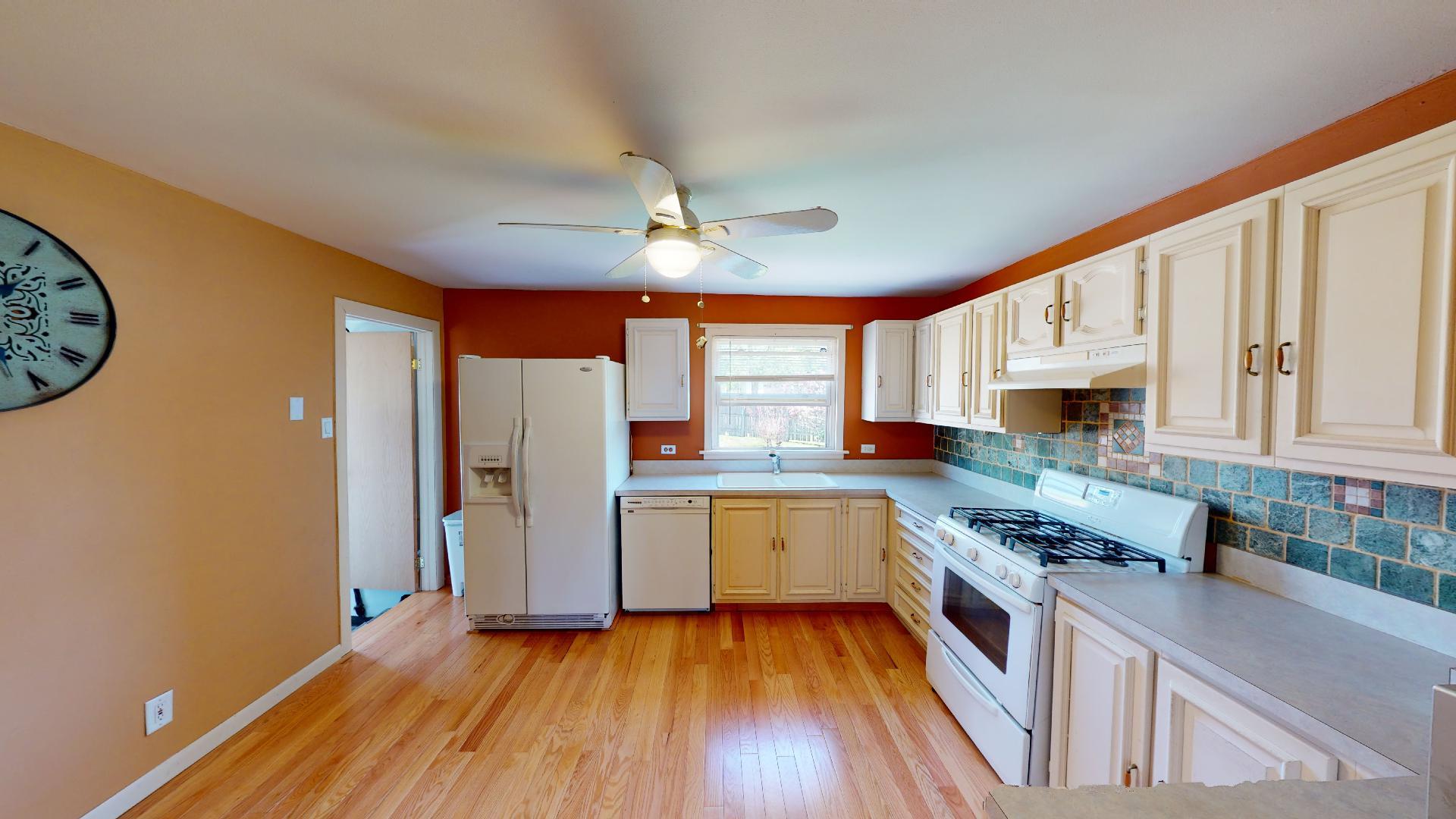 14533 Ridgeway Avenue Midlothian, IL 60445 - Photo 7 of 28