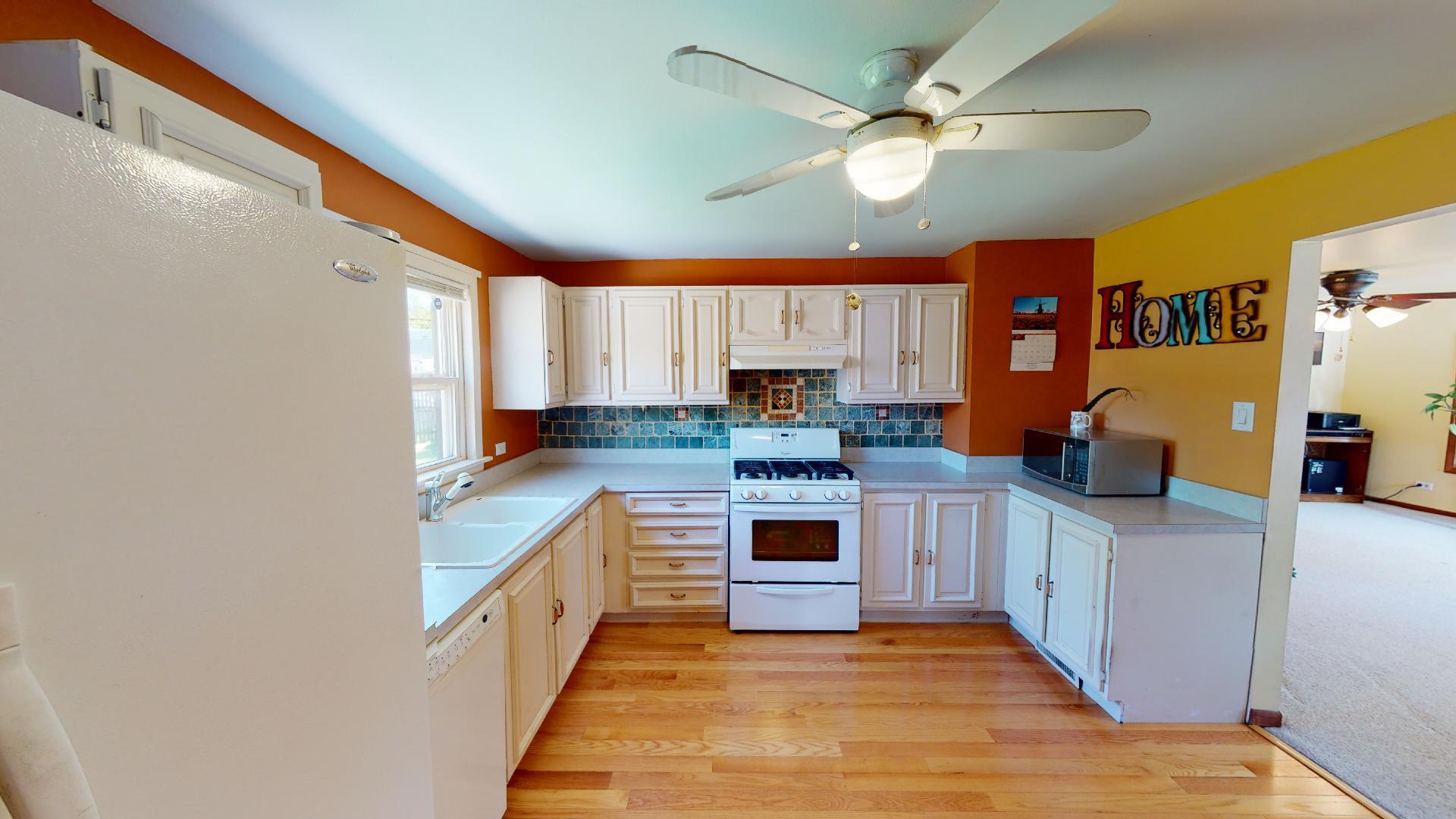 14533 Ridgeway Avenue Midlothian, IL 60445 - Photo 8 of 28