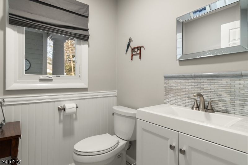 5 Gristmill Sparta, NJ 07871 - Photo 13 of 33