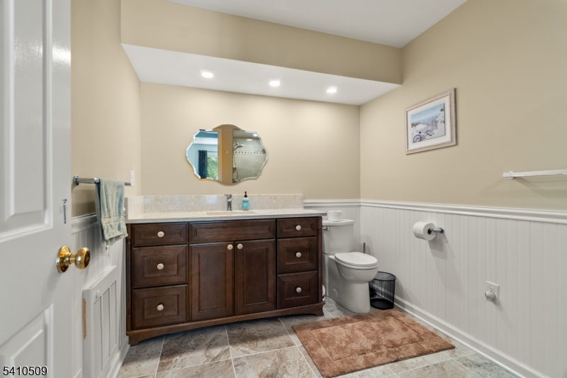 5 Gristmill Sparta, NJ 07871 - Photo 19 of 33