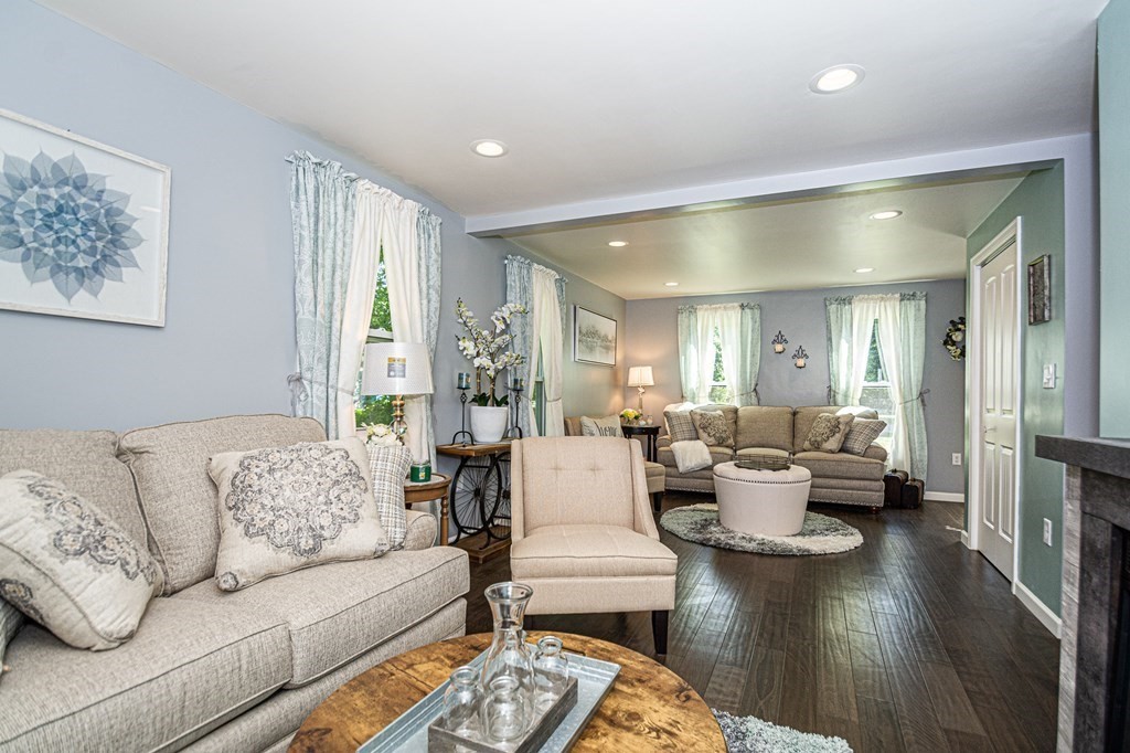 82 Greenwood Road Andover, MA 01810 - Photo 11 of 30 Gallery Image 11