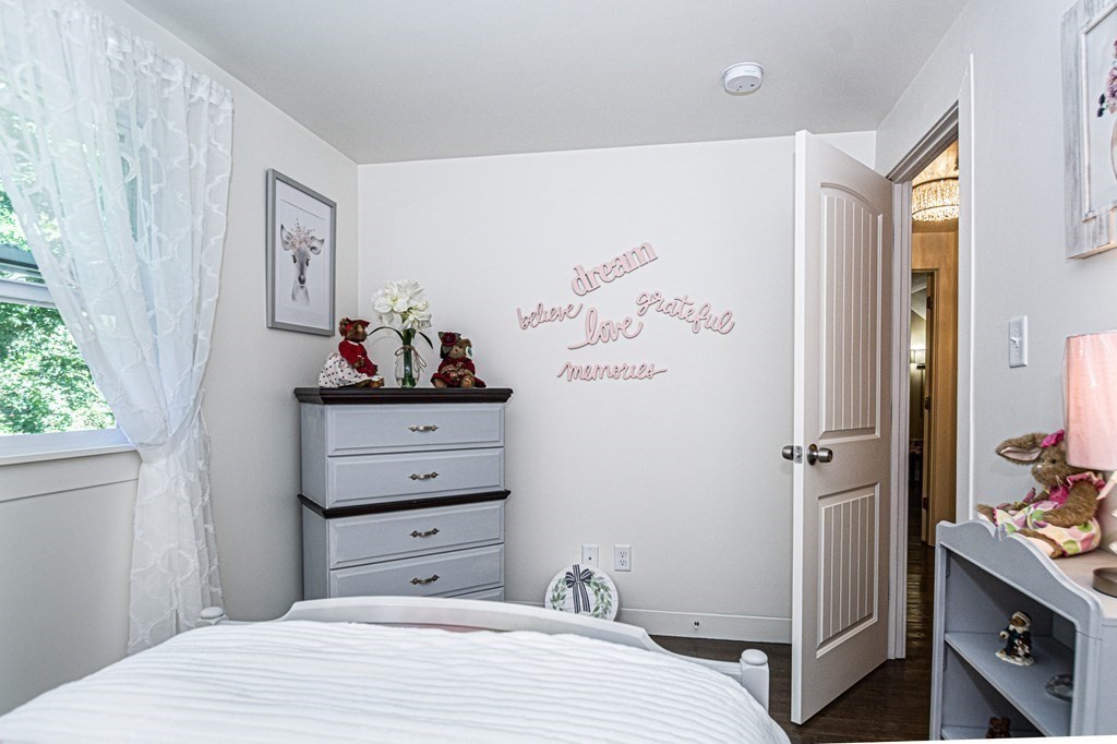82 Greenwood Road Andover, MA 01810 - Photo 18 of 30 Gallery Image 18