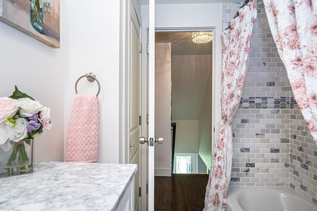 82 Greenwood Road Andover, MA 01810 - Photo 22 of 30 Gallery Image 22