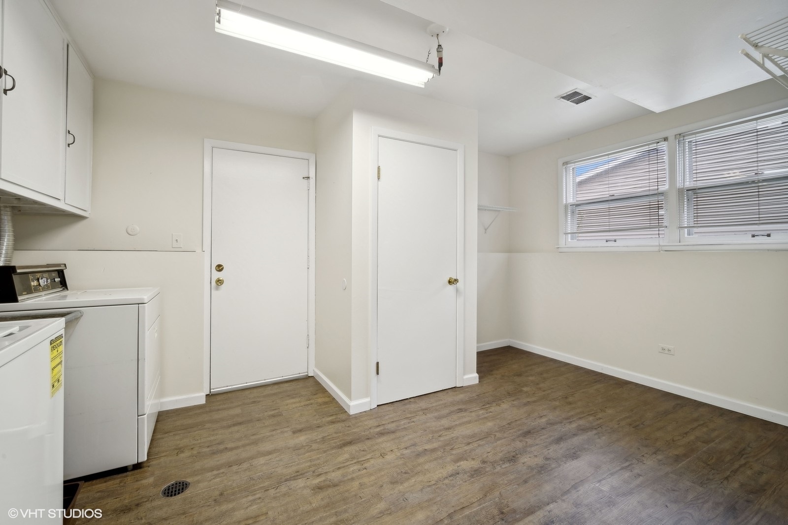 233 Downing Road Buffalo Grove, IL 60089 - Photo 17 of 36 Gallery Image 17