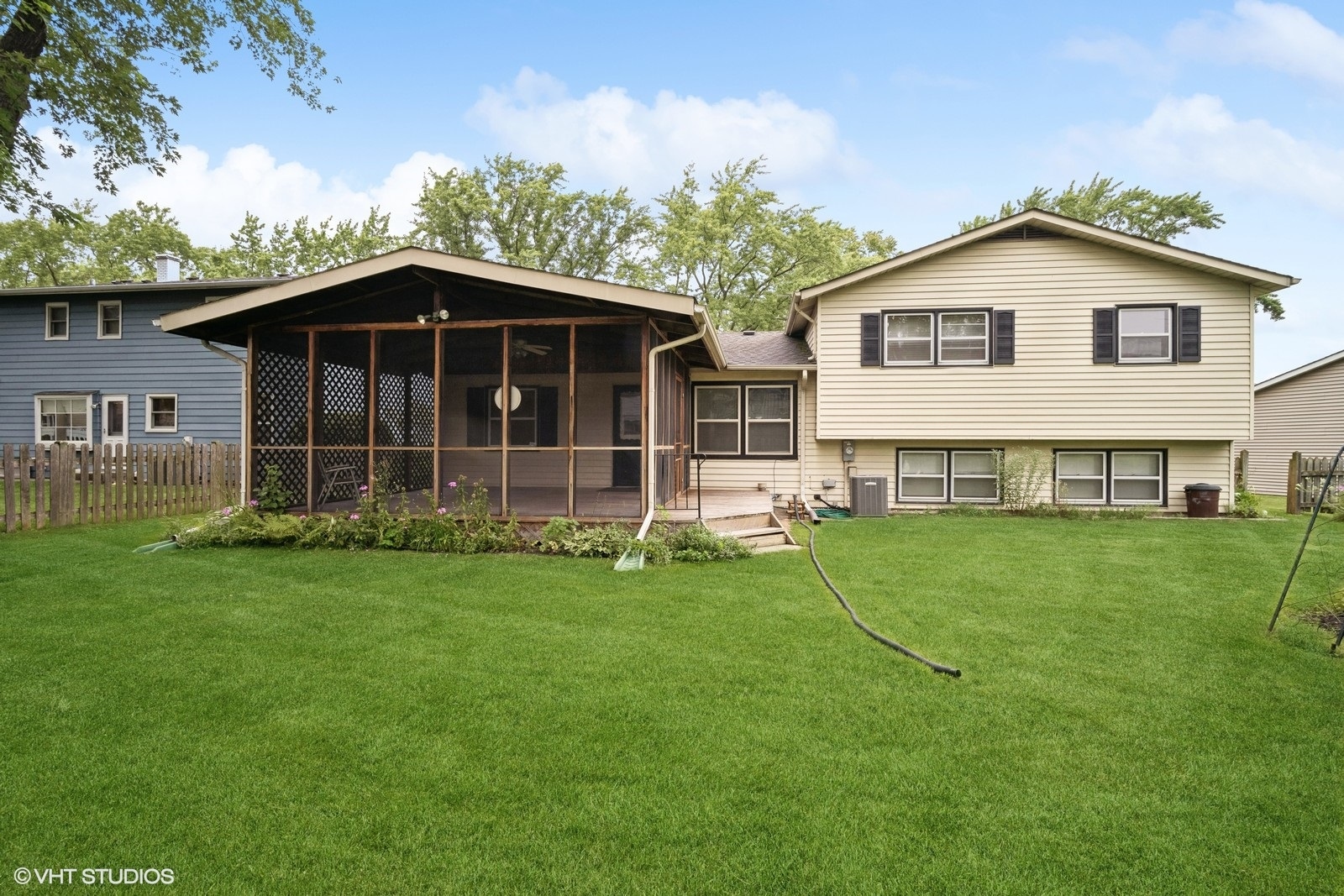 233 Downing Road Buffalo Grove, IL 60089 - Photo 26 of 36 Gallery Image 26