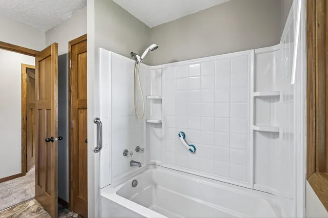 $379,500 | 1224 8th Lane, Anoka, MN 55303