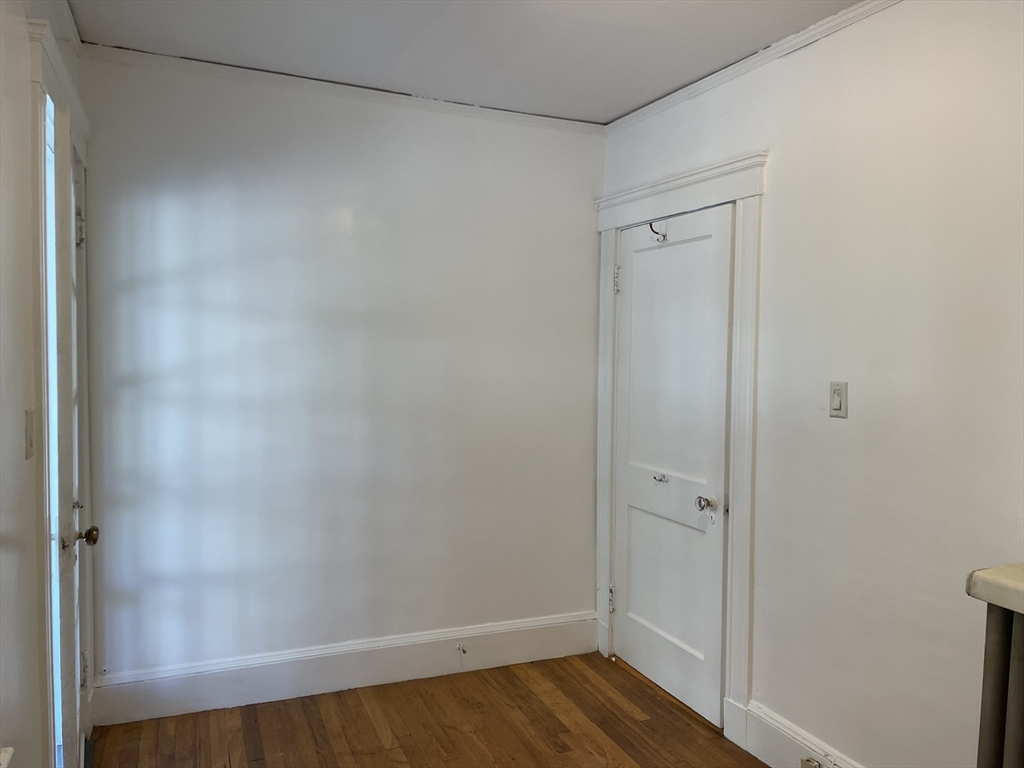 38 Hemlock Street, Unit 2 Arlington, MA 02474 - Photo 14 of 23