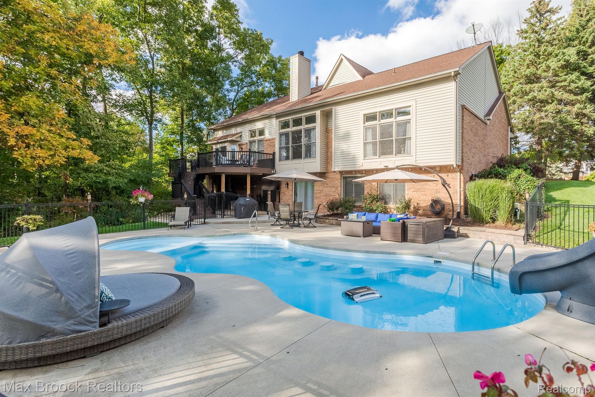 1027 Indianpipe Road Lake Orion, MI 48360 - Photo 45 of 57 Gallery Image 45