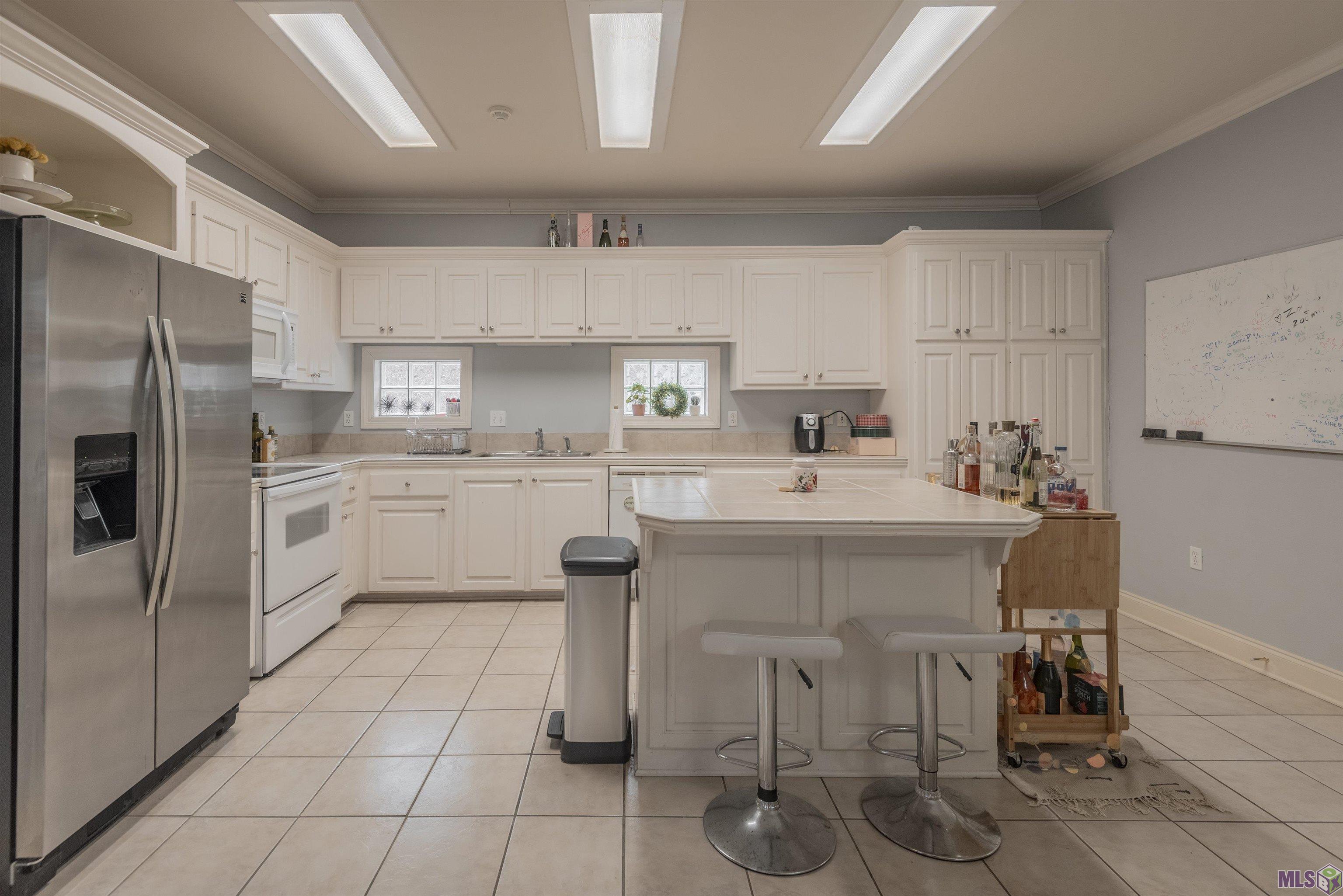 5545 Ducros Drive Baton Rouge, LA 70820 - Photo 1 of 15