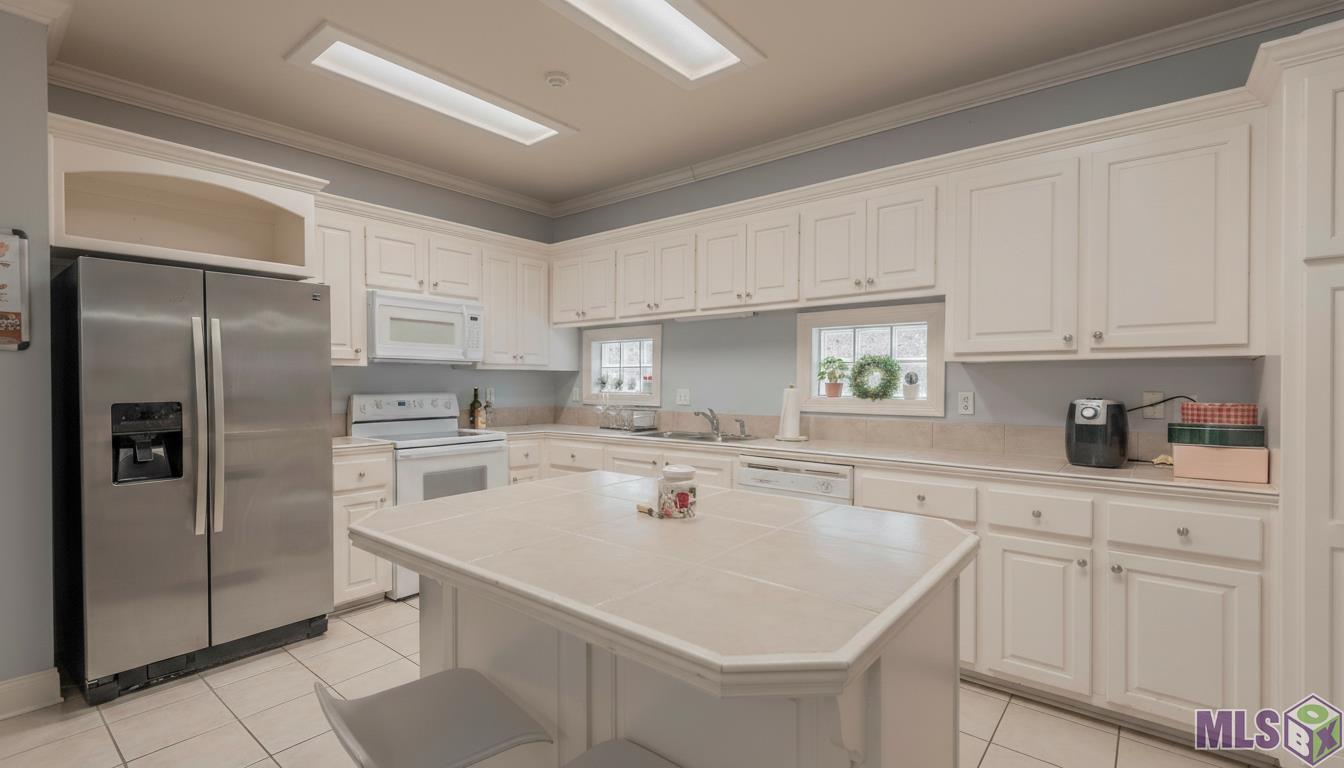 5545 Ducros Drive Baton Rouge, LA 70820 - Photo 6 of 15