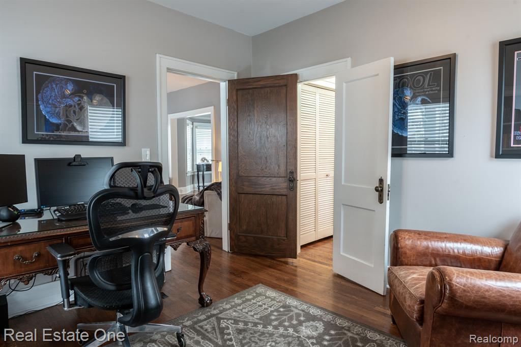 125 Albertson Street Rochester, MI 48307 - Photo 12 of 34
