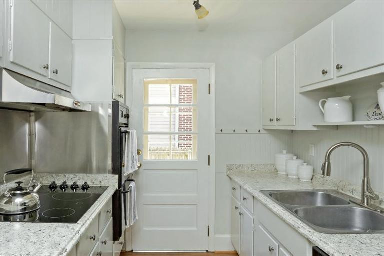 229 Woodspoint Road Lexington, KY 40502 - Photo 11 of 30 Photo 11