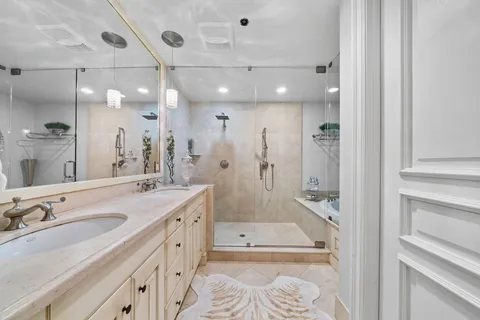 $1,699,000 | 645 Northeast 17th Way, Unit 645, Fort Lauderdale, FL 33304