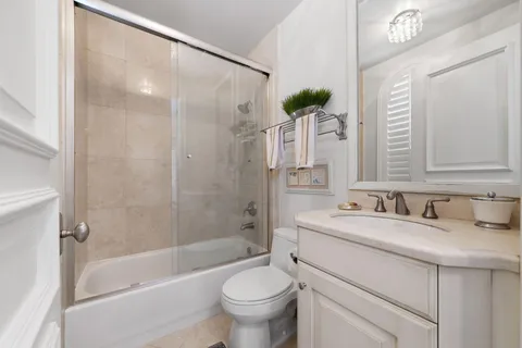 $1,699,000 | 645 Northeast 17th Way, Unit 645, Fort Lauderdale, FL 33304