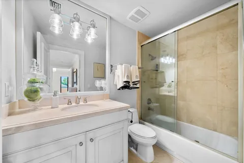 $1,699,000 | 645 Northeast 17th Way, Unit 645, Fort Lauderdale, FL 33304