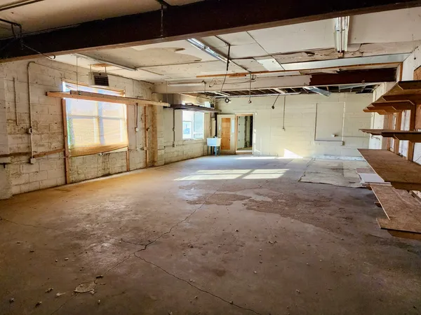 a picture of a black and white wall